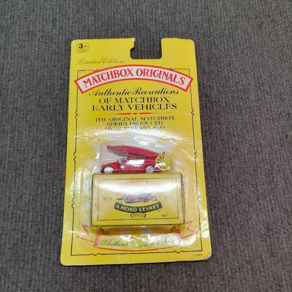 Matchbox Originals No. 9 Fire Engine Moko Lesney Limited Edition 1953